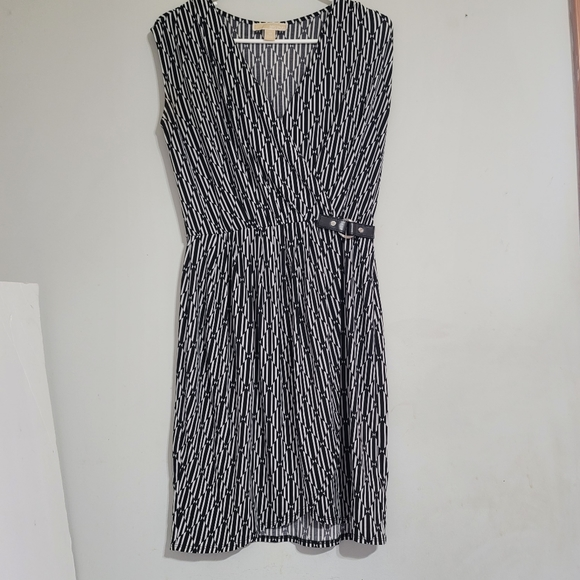 MK Wrap‎ Dress XS Black White Plunge - Picture 1 of 5